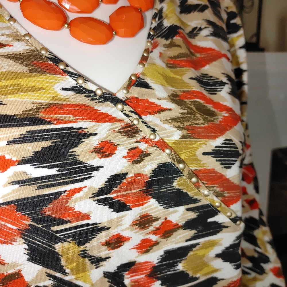 RUBY RD. SOUTHWESTERN PRINT VNECK BEADED TOP S - Picture 2 of 6